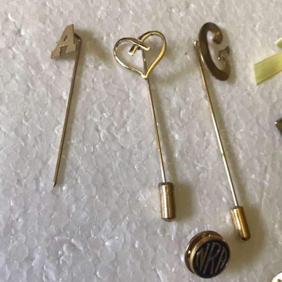 Vintage lot pins - Picture 2 of 3